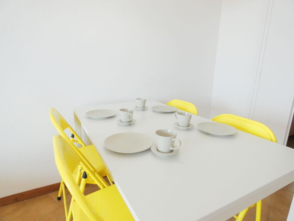 Bora 5-C Apartment Росес Екстериор снимка